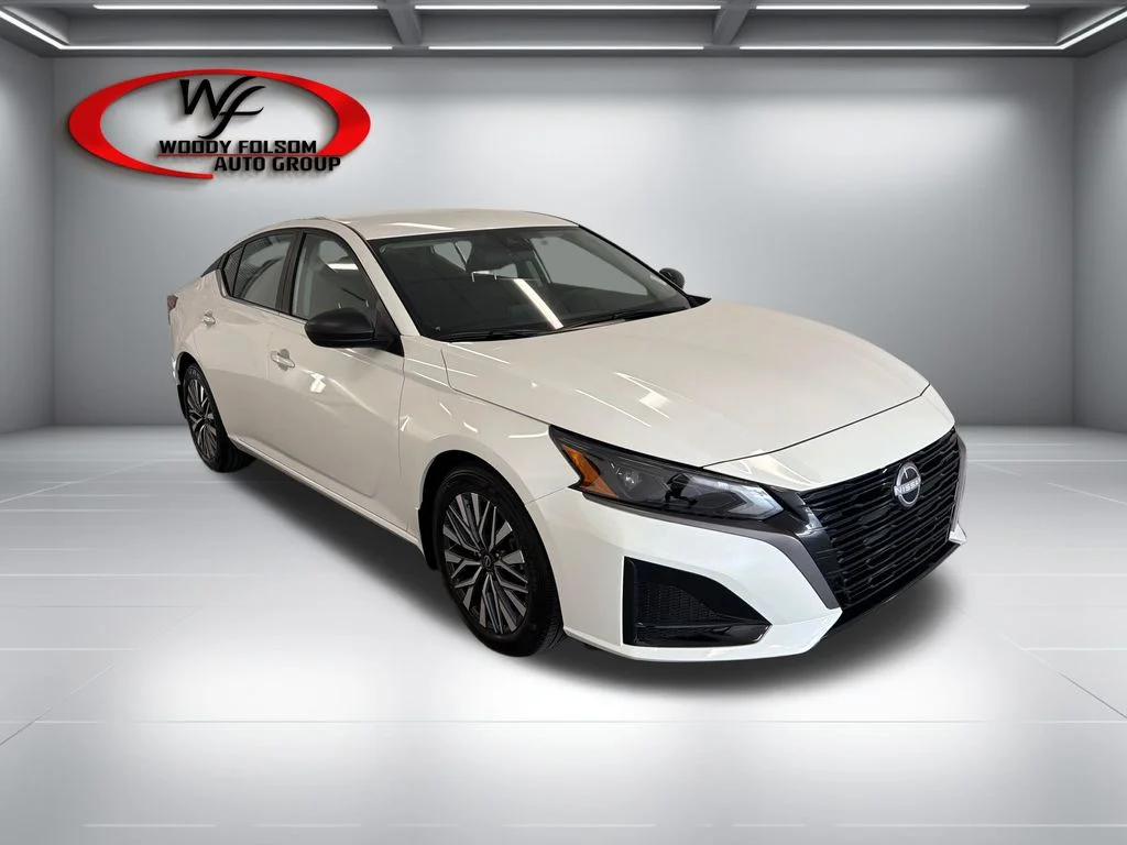 New 2026 Pearl White TriCoat Nissan SV image 3