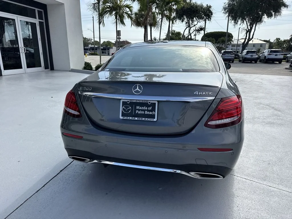 Used 2018 Selenite Gray Metallic Mercedes-Benz E 300 4MATIC® image 25