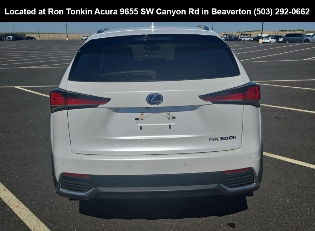 Used 2020 Eminent White Pearl Lexus 300h image 6