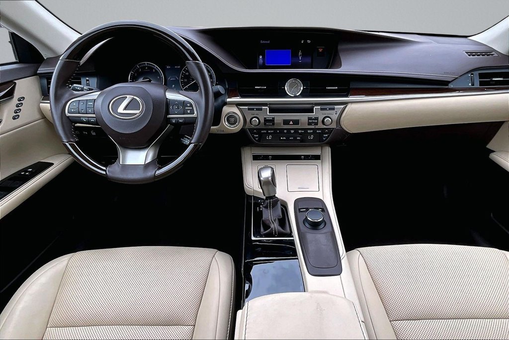 Used 2017 Silver Lexus 350 image 13
