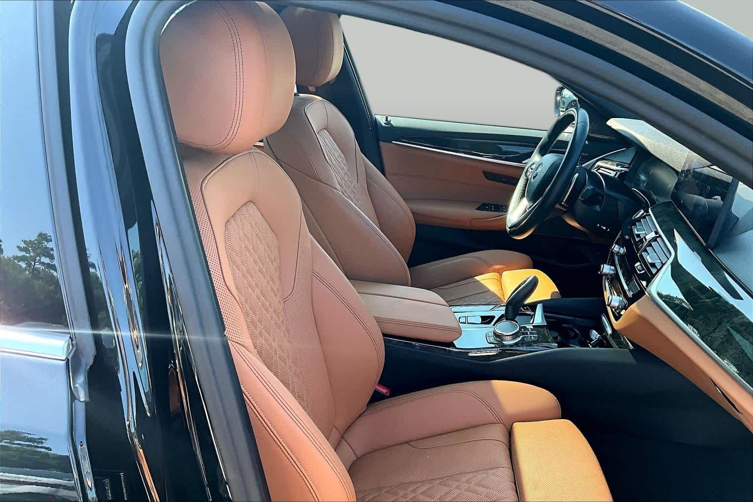Certified Used 2023 Black Sapphire Metallic BMW 540i image 8