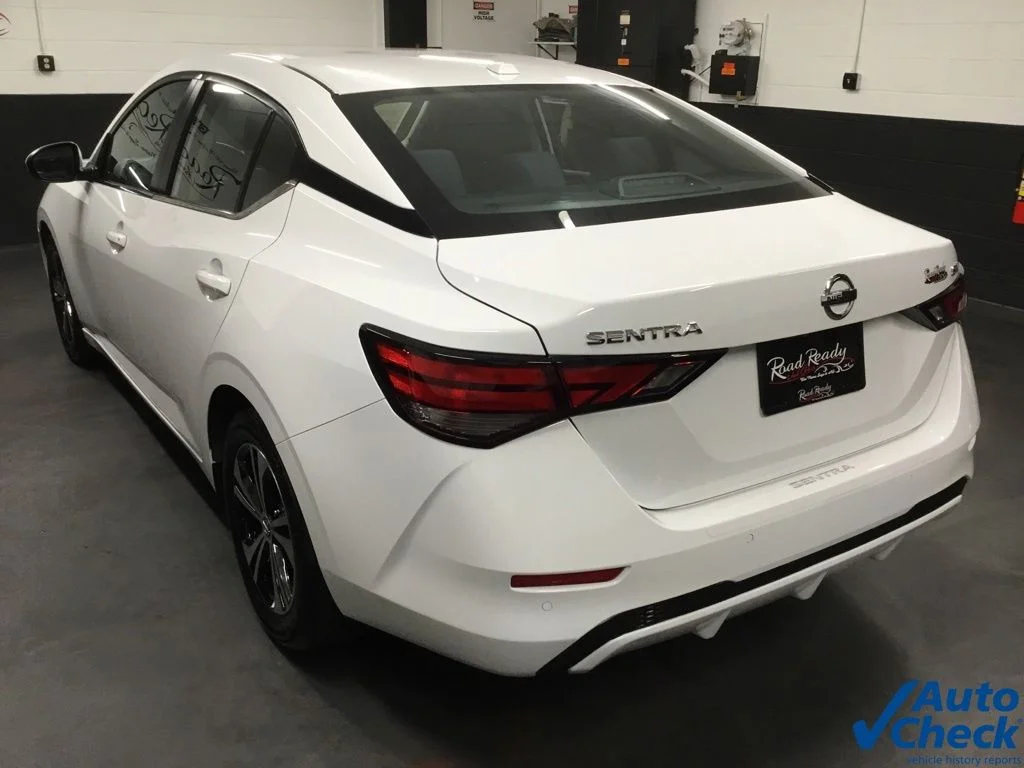 Used 2023 White Nissan SV image 4