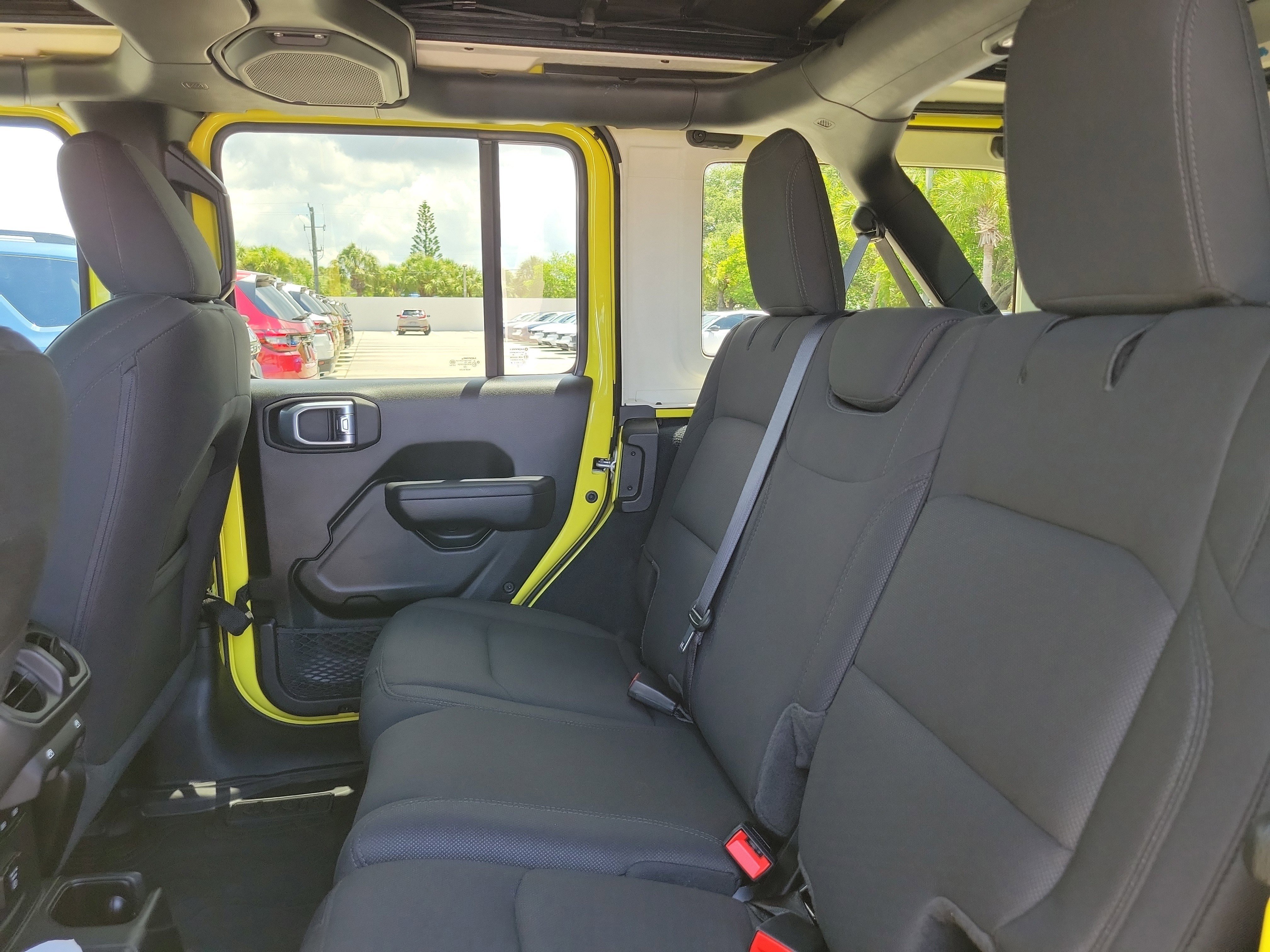 Used 2022 High Velocity Clearcoat Jeep Unlimited Sport S image 10