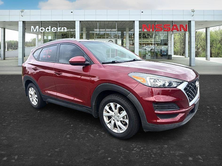 Used 2019 Gemstone Red Hyundai Value image 7