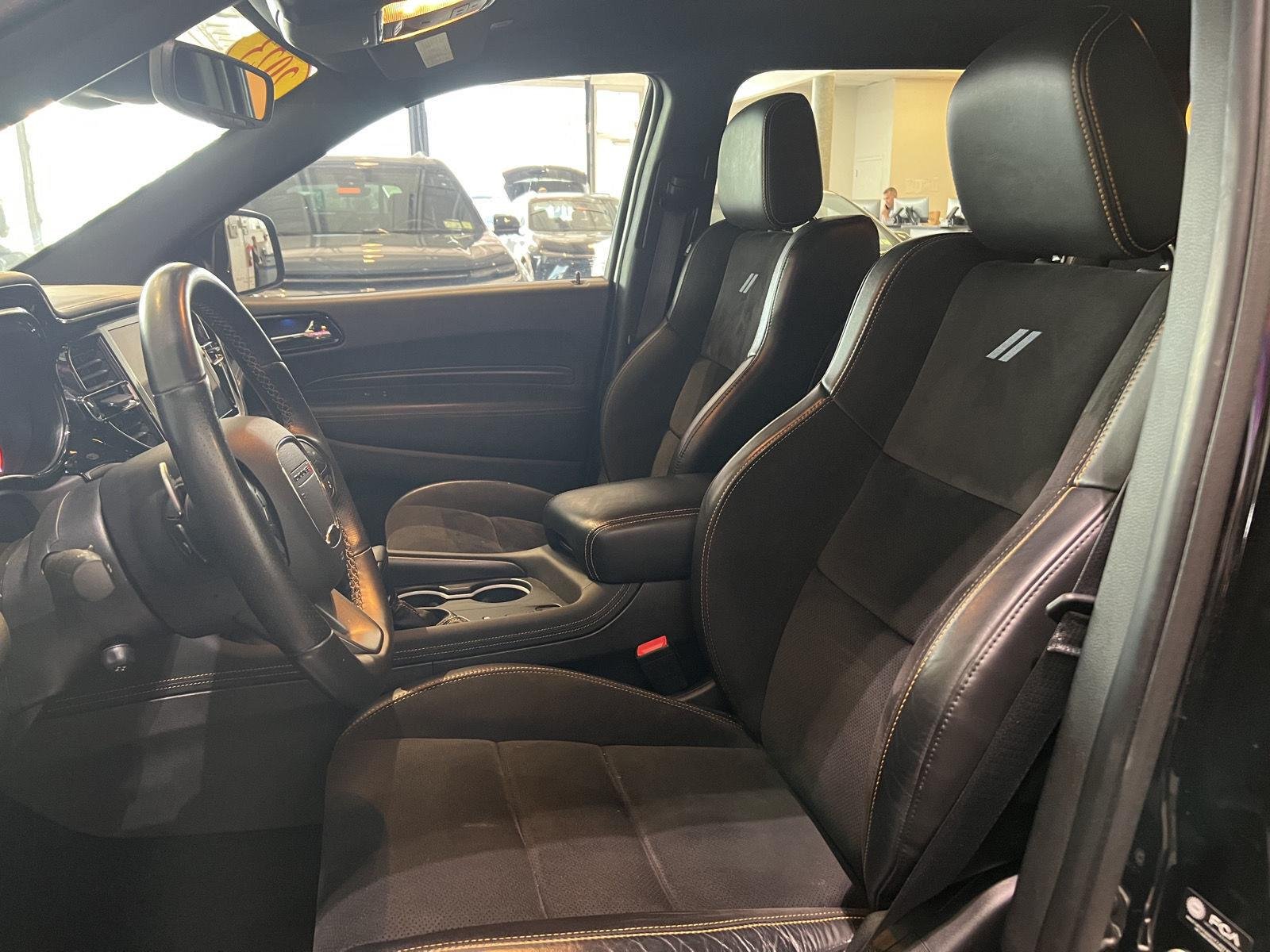 Used 2023 DB Black Clearcoat Dodge R/T image 13