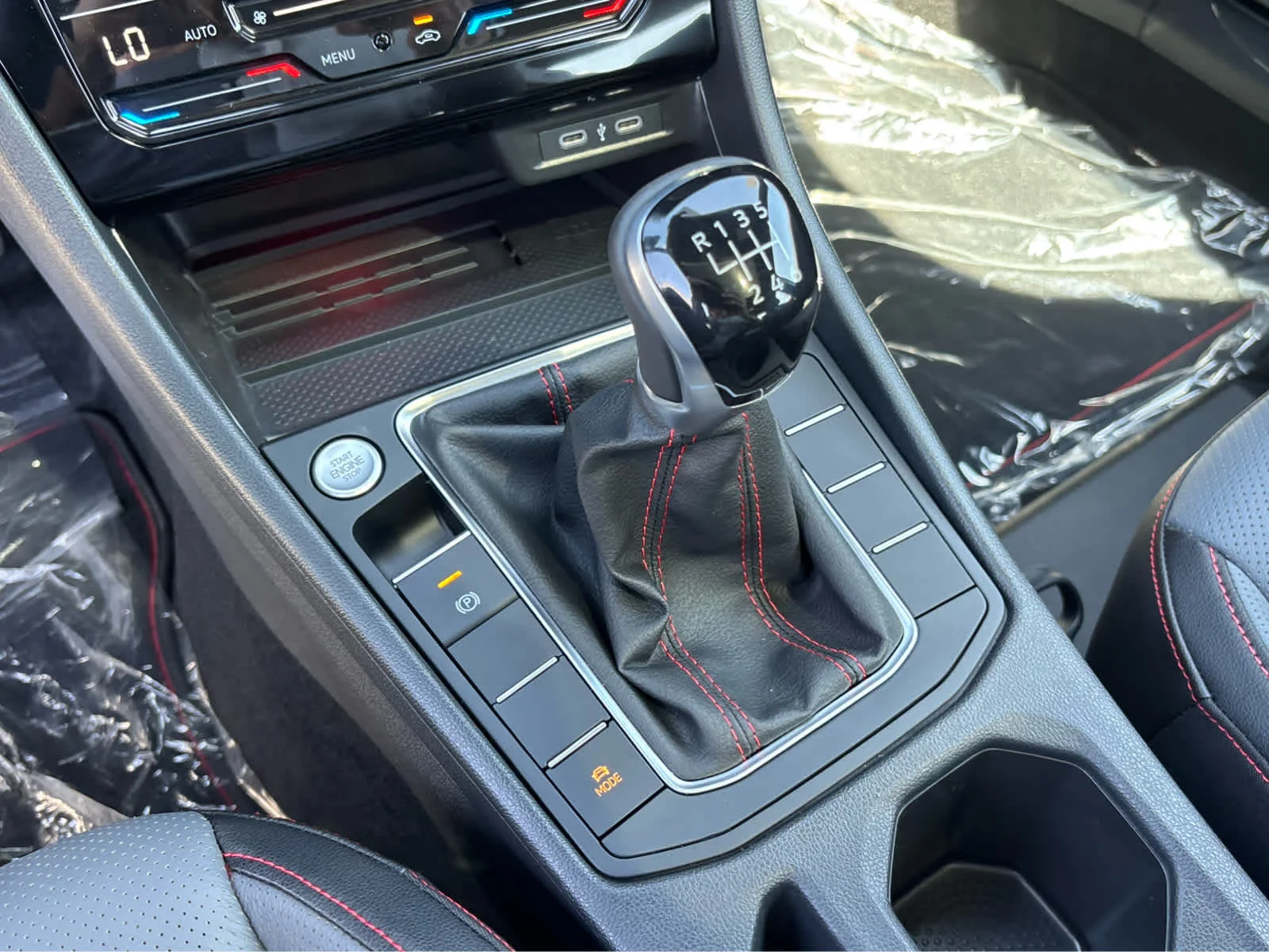 New 2026 PURE WHITE Volkswagen Autobahn image 21