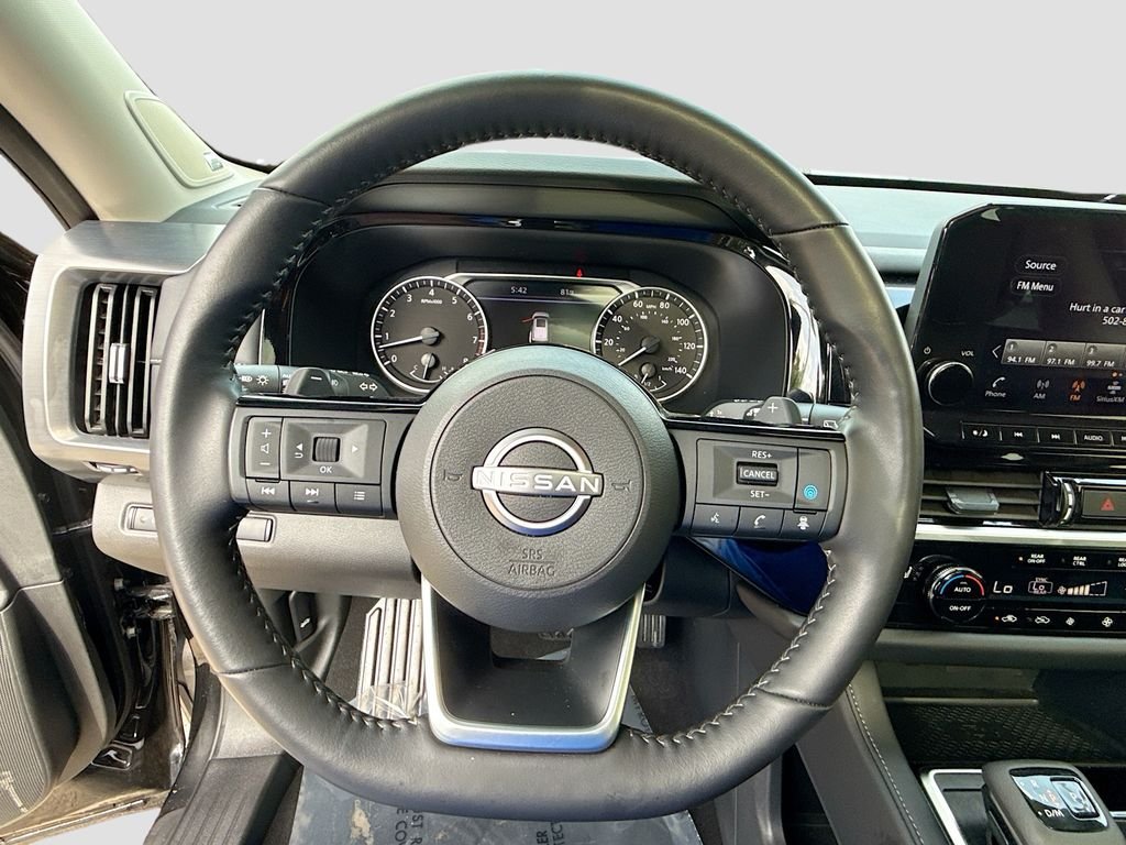 Used 2025 Super Black Nissan SL image 11
