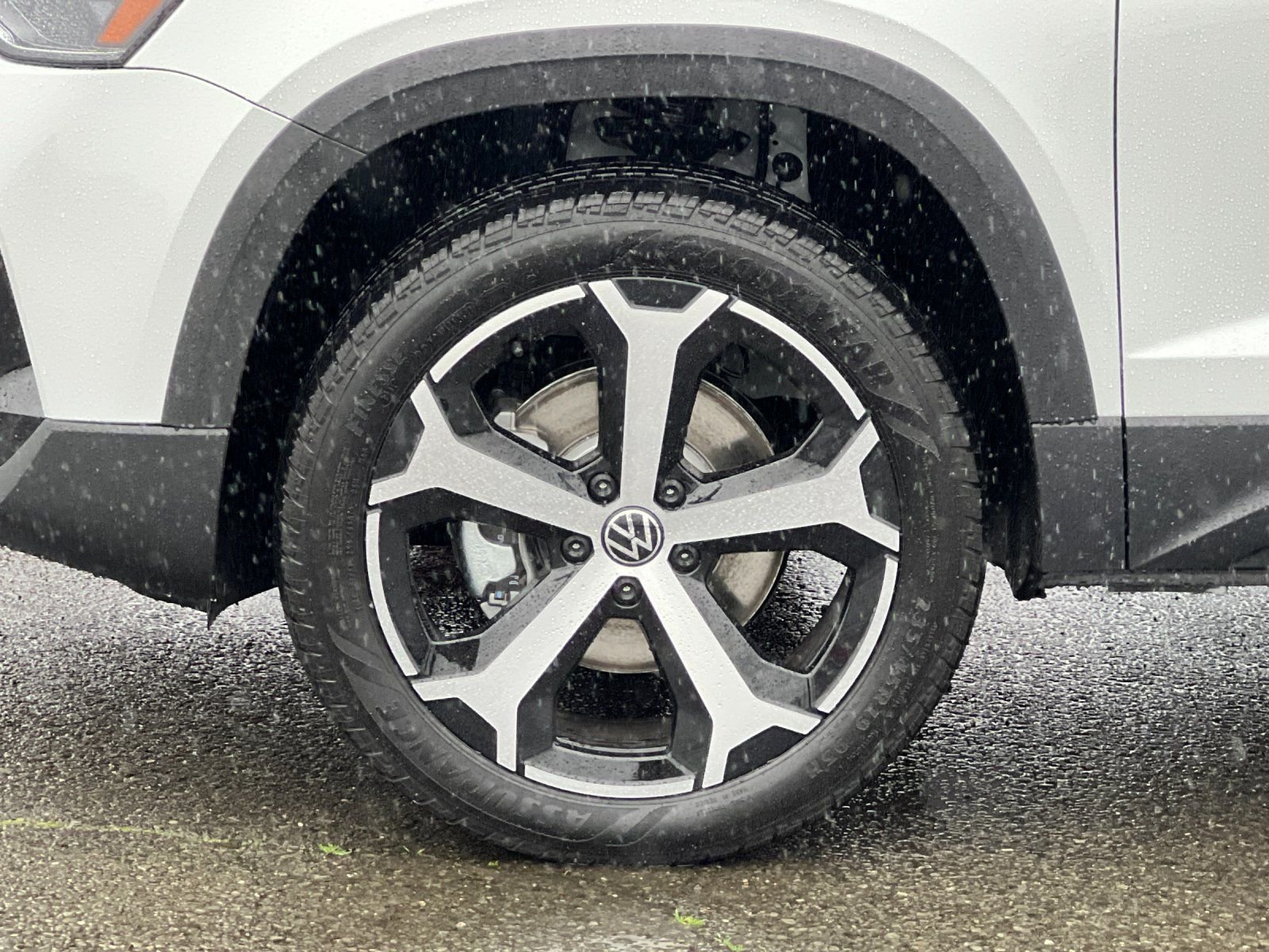 2026 Volkswagen Taos SEL - Photo 25