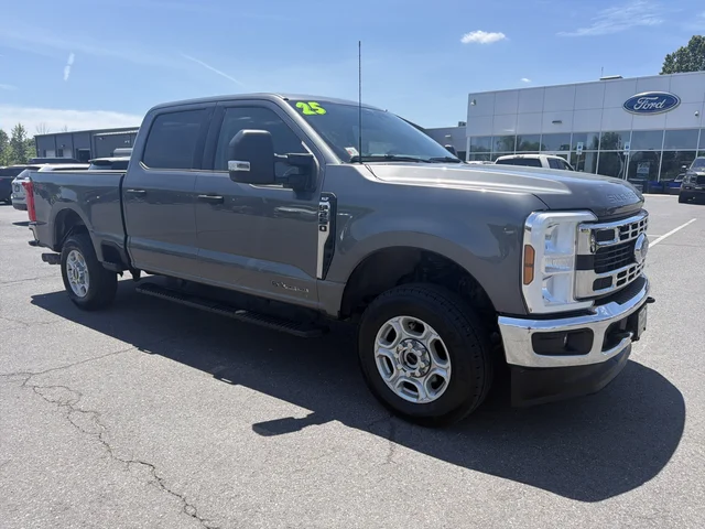 2025 Ford Super Duty F-250 SRW XLT