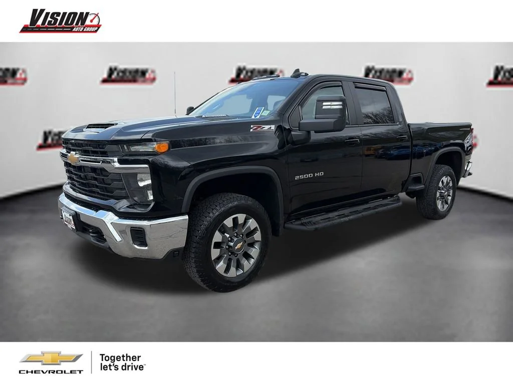 2024 Chevrolet Silverado HD LT 4WD Crew Cab Standard Box's photo