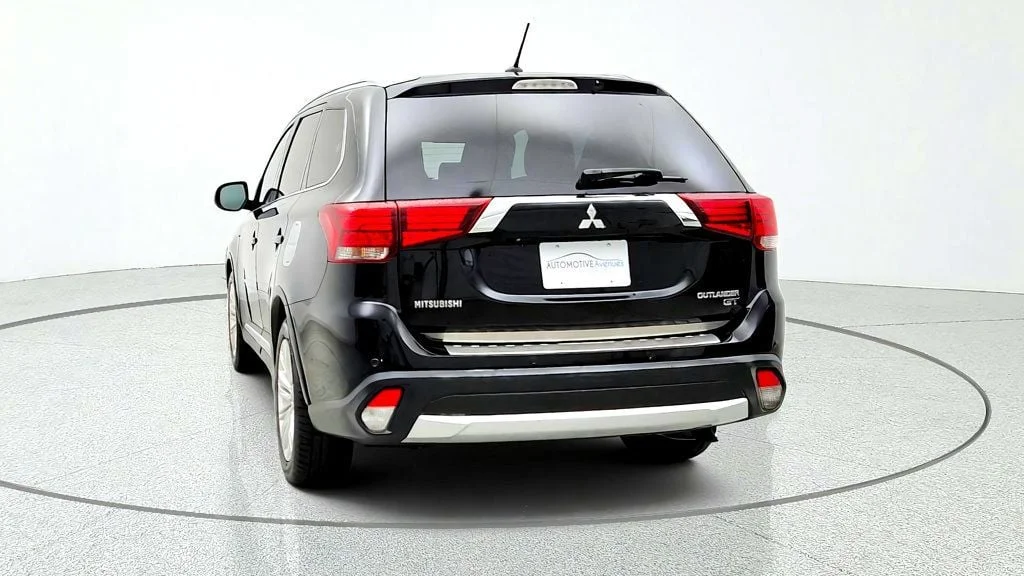 Used 2016 Labrador Black Pearl Mitsubishi AWC 4dr GT w/ Protection Package image 6