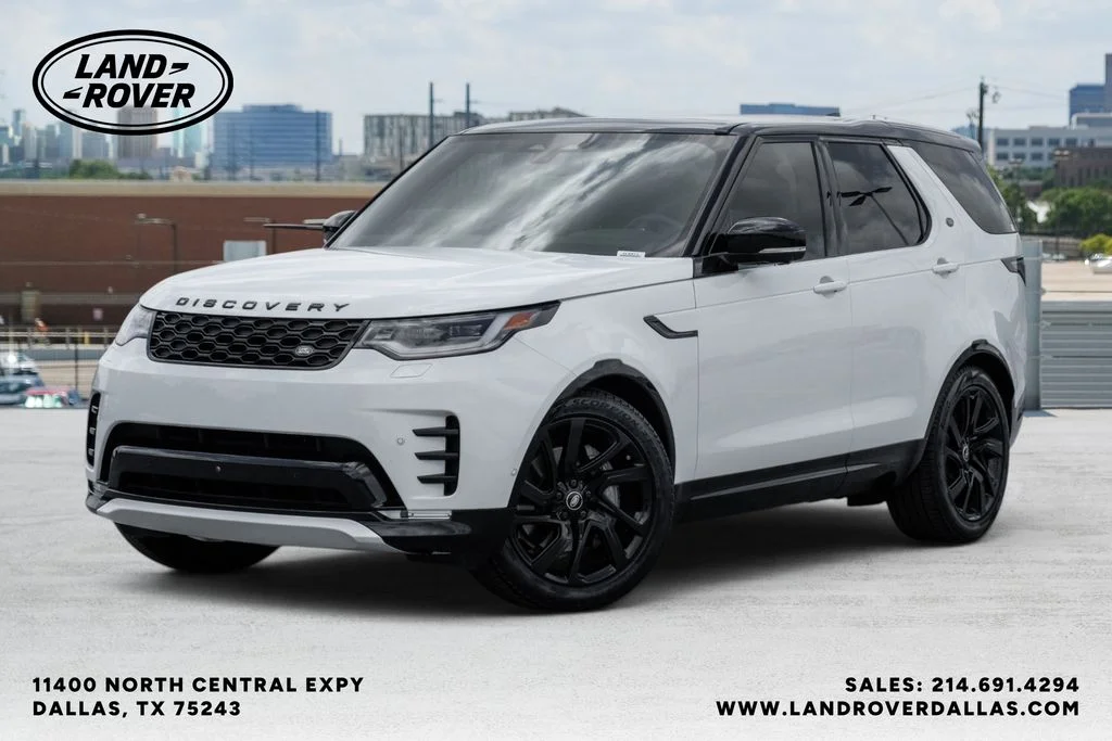 Used 2025 White Land Rover Dynamic SE image 1