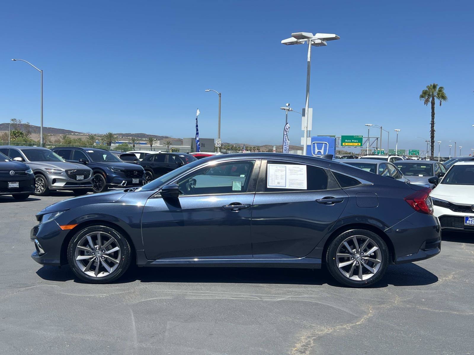 2021 Honda Civic EX-L - Photo 2