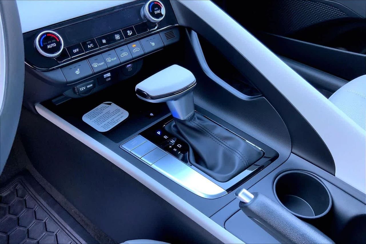 New 2026 Abyss Black Hyundai SEL Sport Plus image 8