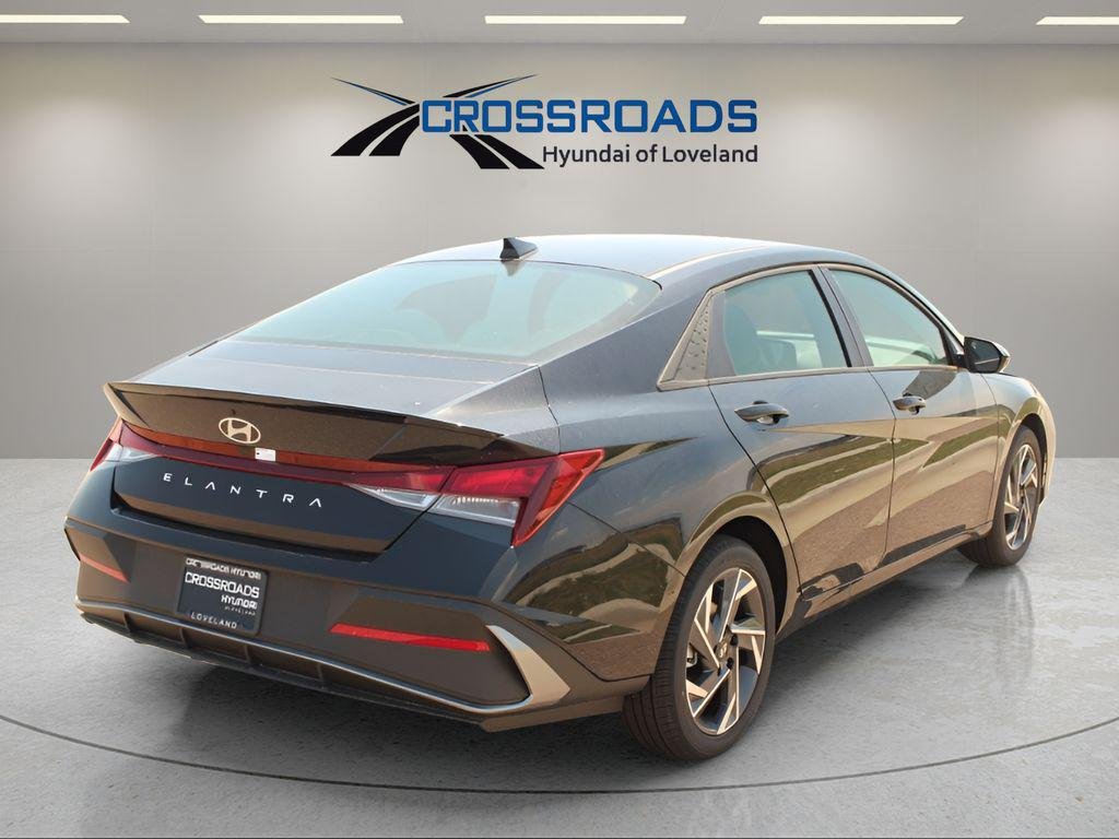 2025 Hyundai Elantra SEL - Photo 5
