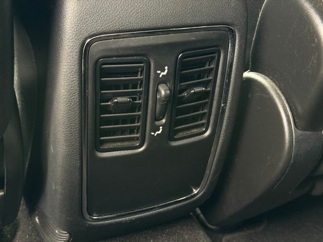 Used 2020 Silver Jeep Laredo E image 19