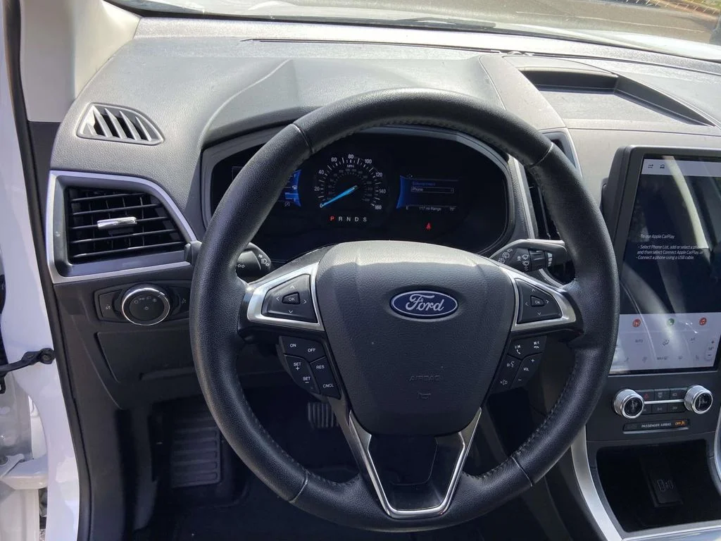 Used 2024 Oxford White Ford SEL image 16