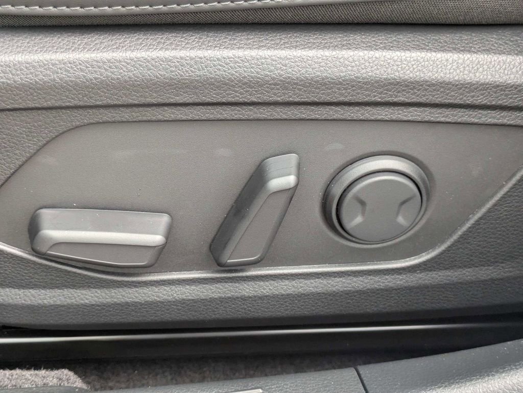 New 2026 Snow White Pearl Kia GT-Line FWD image 19