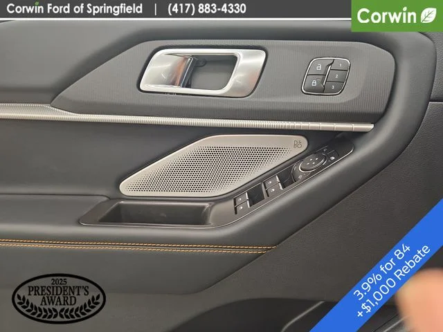 New 2026 Agate Black Metallic Ford Tremor® image 42