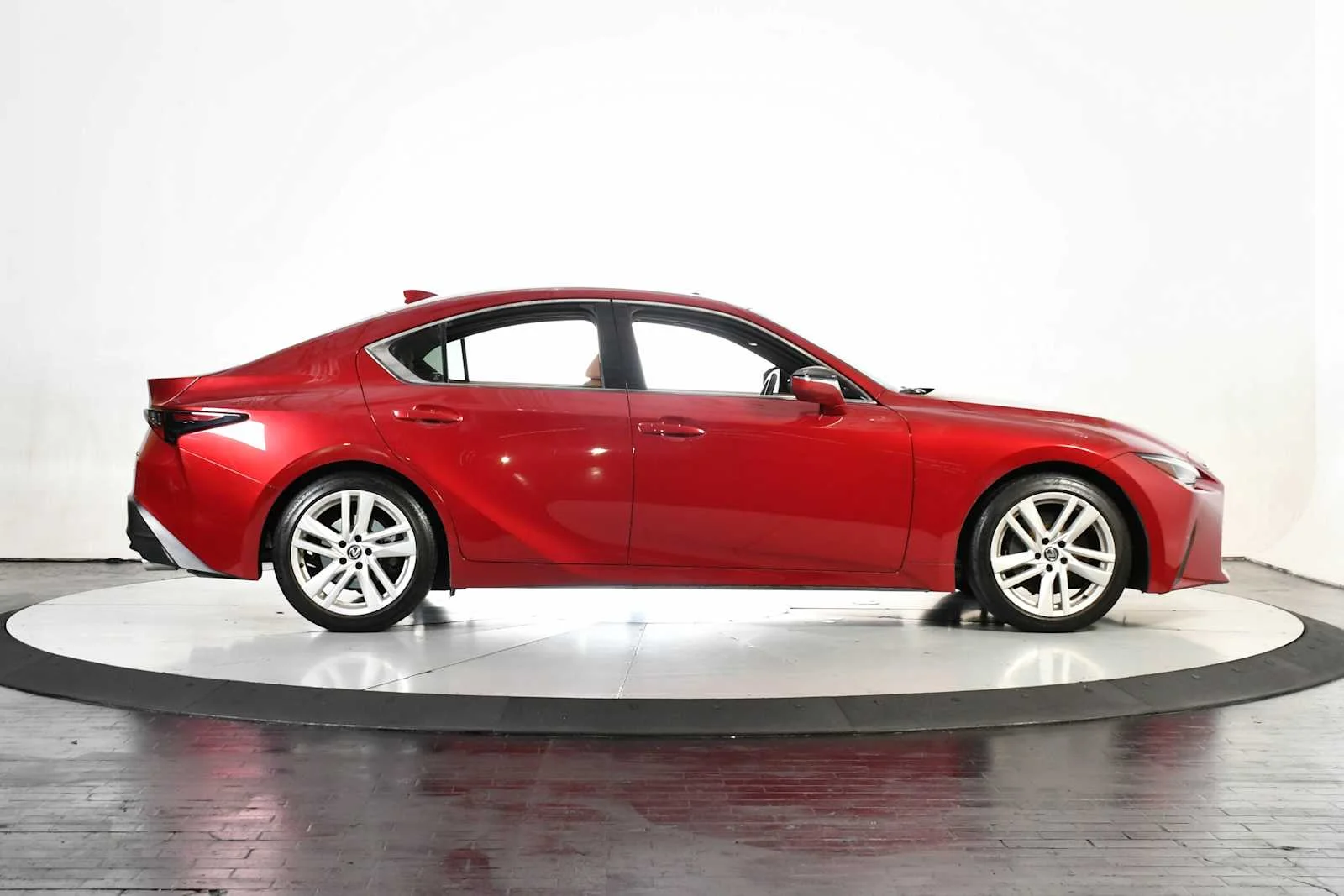 Used 2023 Matador Red Mica Lexus  image 6