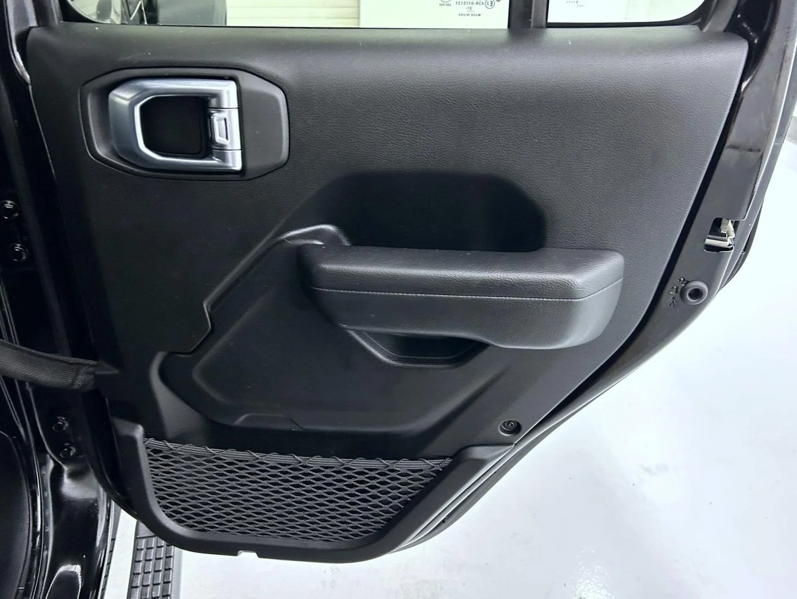 Used 2022 Black Jeep Unlimited Rubicon image 17