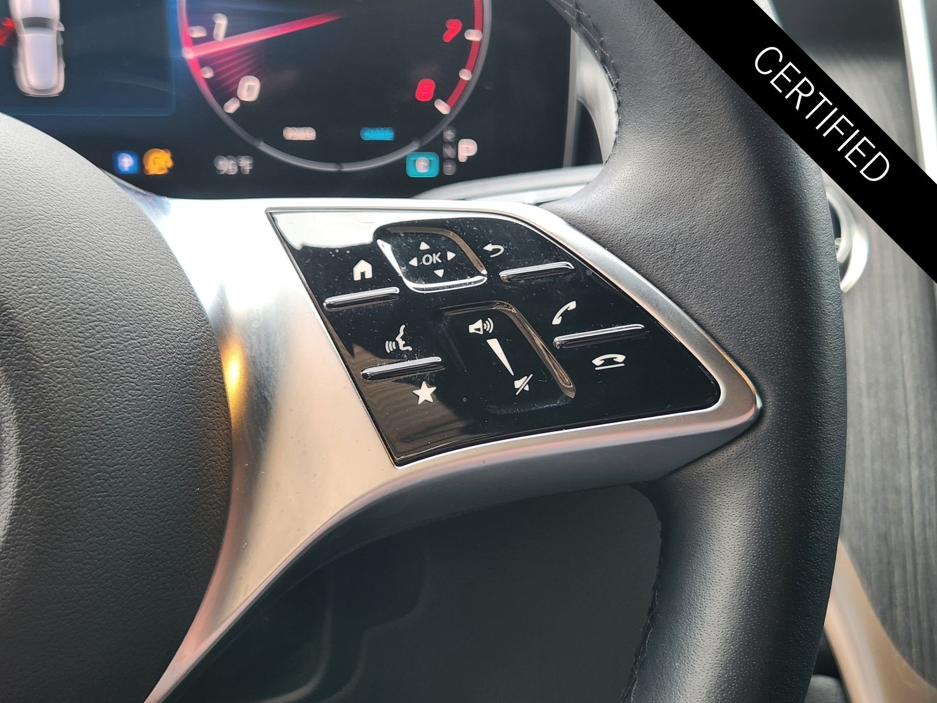 Certified Used 2026 MANUFAKTUR Alpine Gray Mercedes-Benz GLC 300 image 29