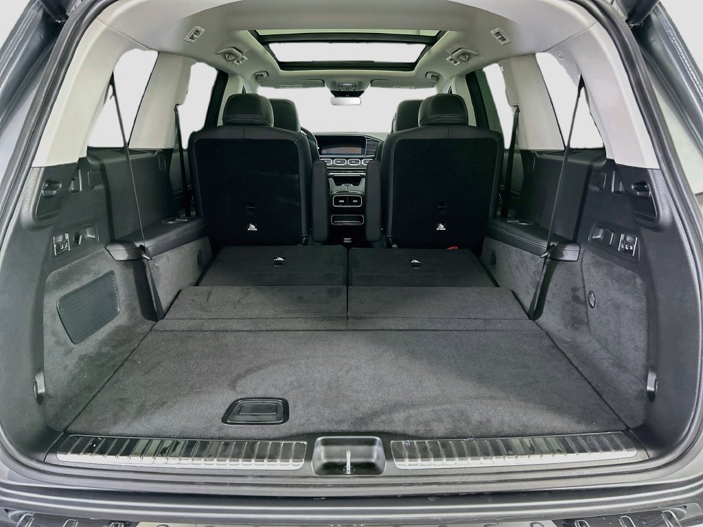 New 2026 Selenite Grey Metallic Mercedes-Benz GLS 450 image 27