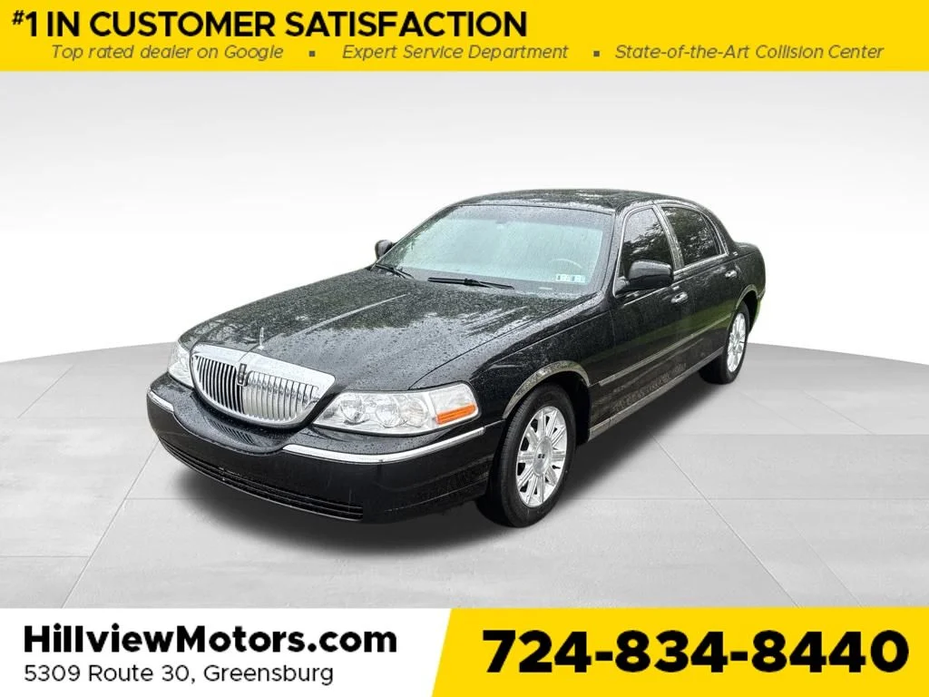 Used 2009 Black Clearcoat Lincoln Signature image 1