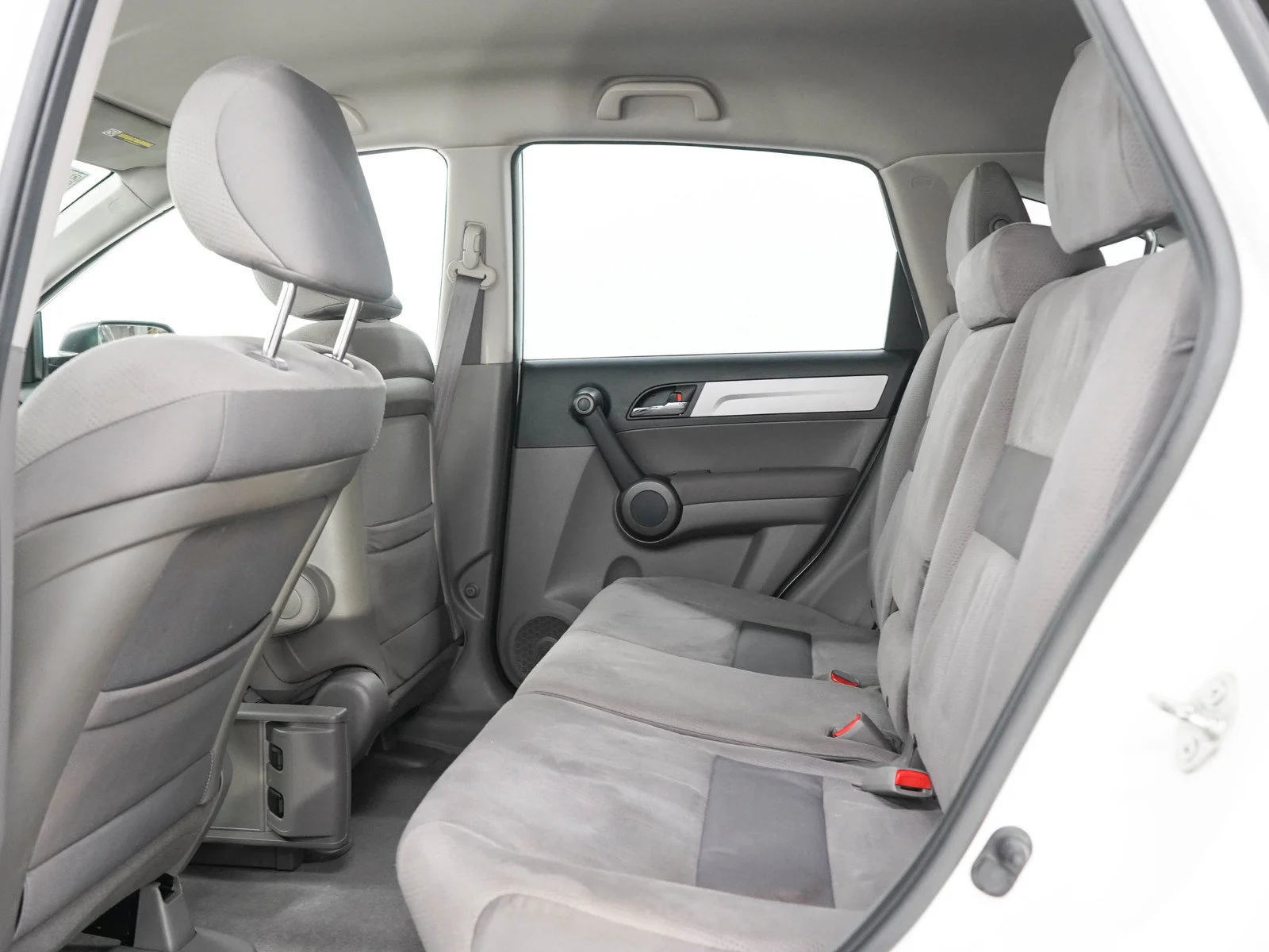 Used 2011 Taffeta White Honda SE image 14