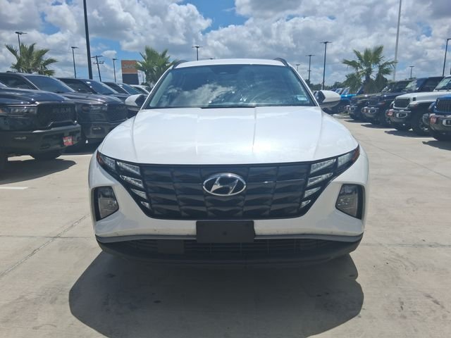 Used 2024 White Hyundai SEL image 2