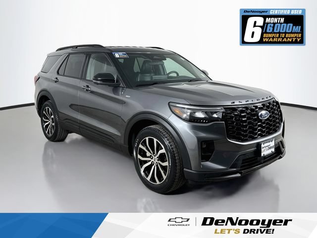 2025 Ford Explorer