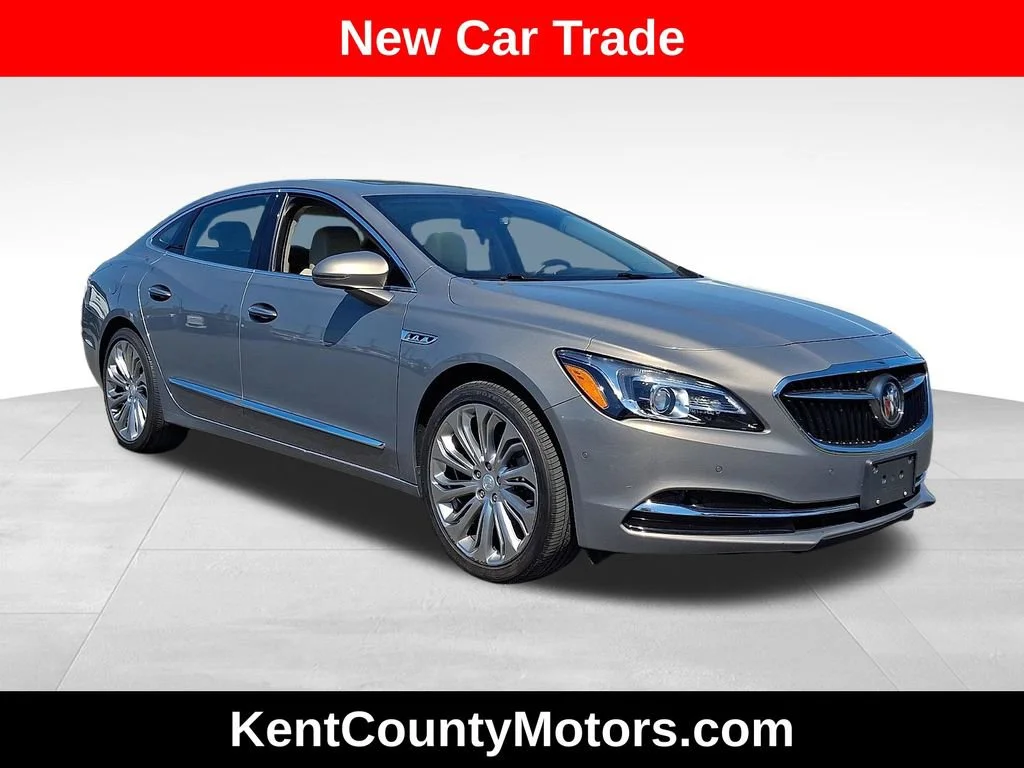 2018 Buick LaCrosse Premium's photo