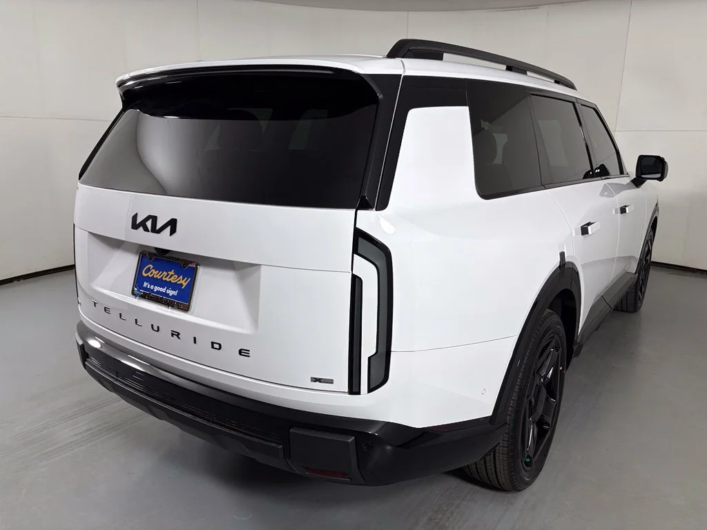 New 2027 Glacial White Pearl Kia X-Line SX image 8