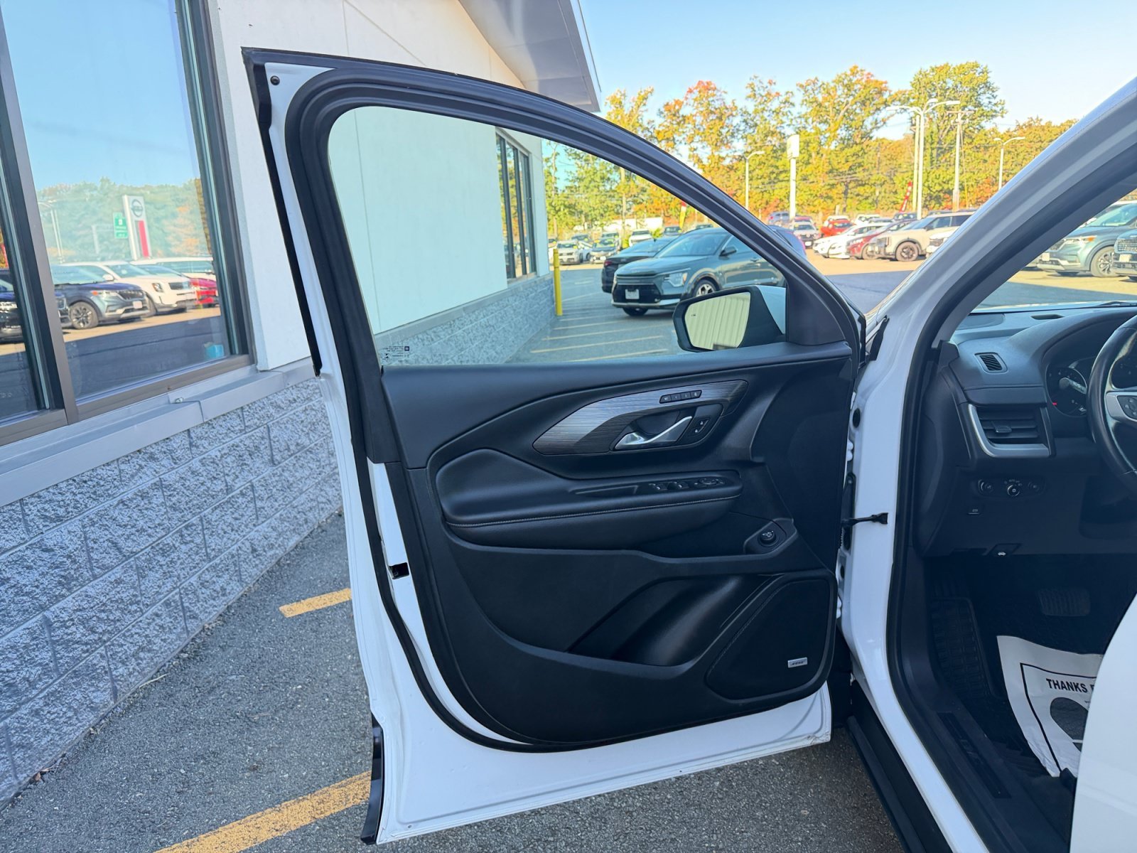 Used 2022 Summit White GMC SLT image 29