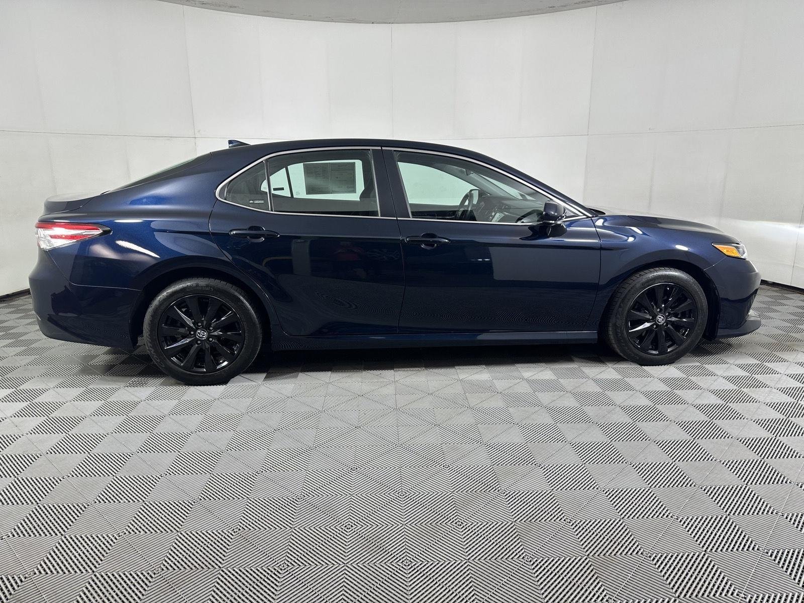 Used 2019 Galactic Aqua Mica Toyota LE image 18