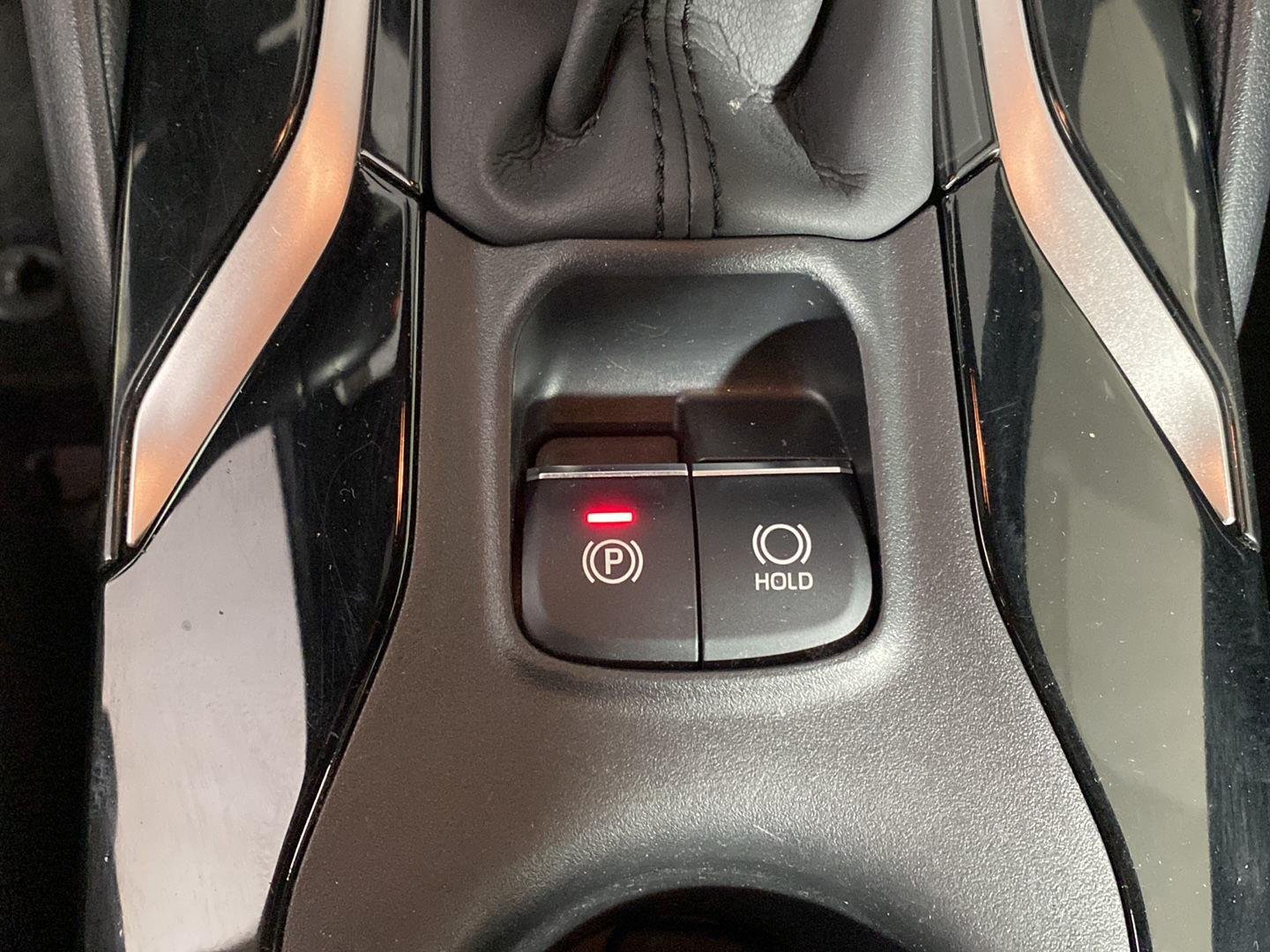 Used 2019 Classic Silver Metallic Toyota SE image 20