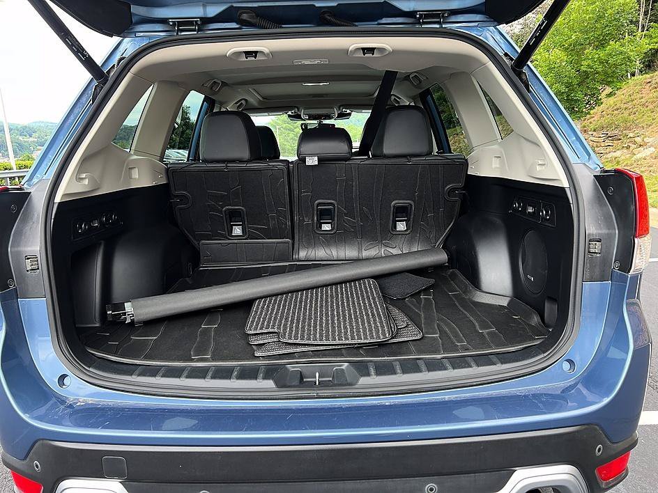 Used 2022 Horizon Blue Pearl Subaru Touring image 22