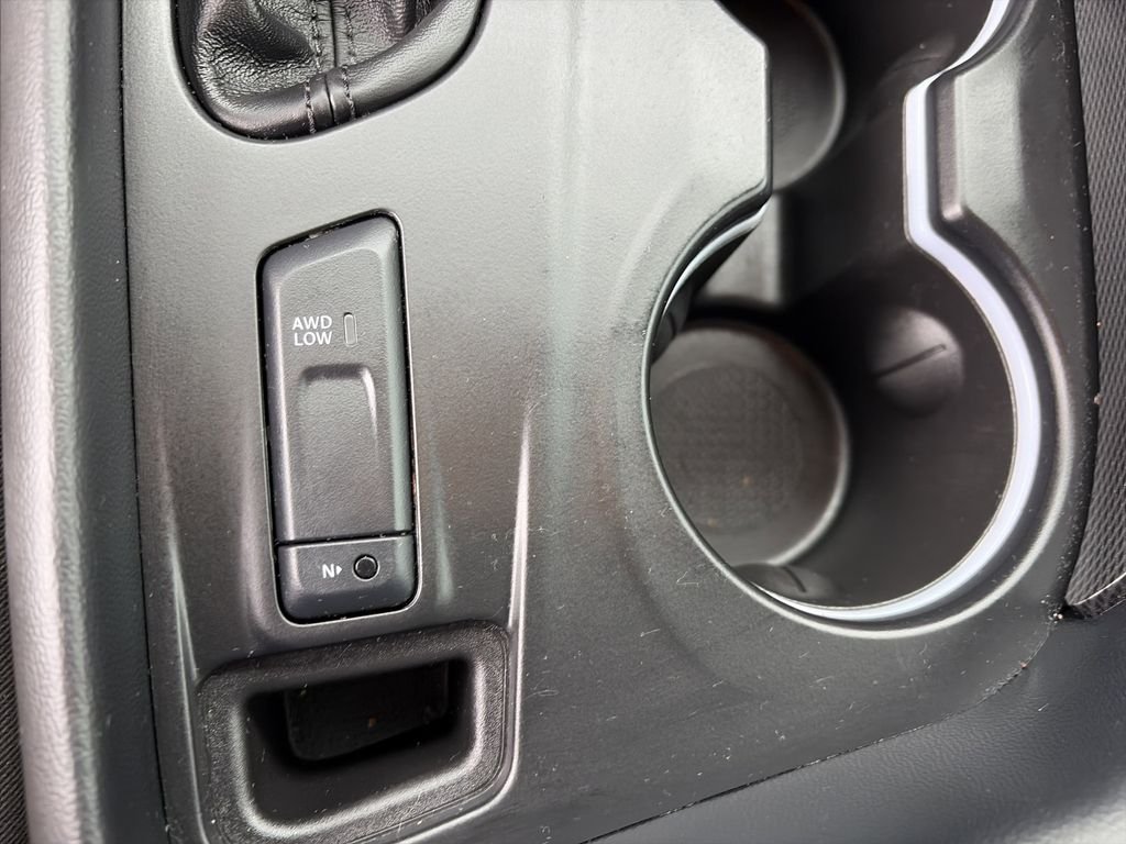 Used 2025 White Dodge R/T image 27