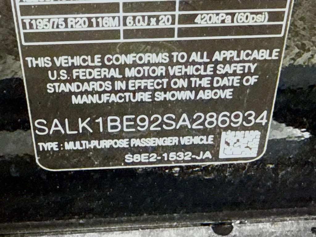 Certified Used 2025 Black Land Rover Autobiography image 36