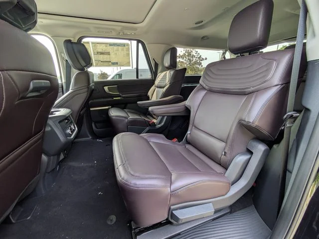 New 2026 Agate Black Metallic Ford MAX Platinum® image 14