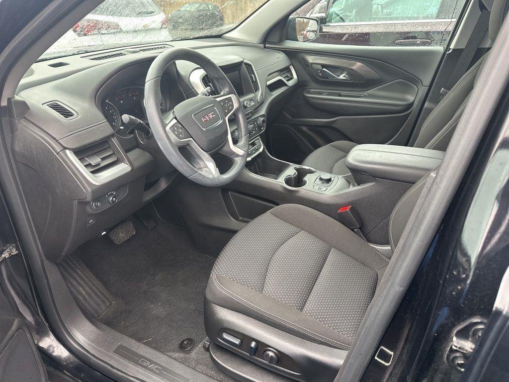 Used 2023 Ebony Twilight Metallic GMC SLE image 6