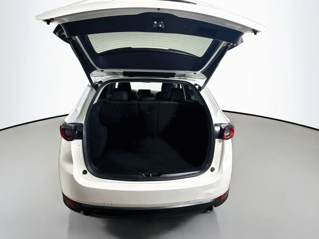 Used 2021 Snowflake White Pearl Mica Mazda Touring image 25