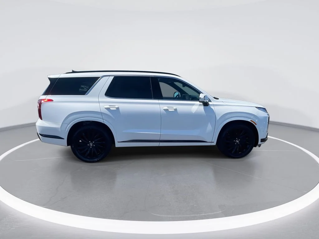Used 2024 White Hyundai Calligraphy Night Edition image 9