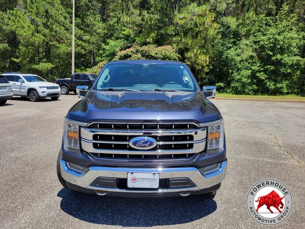 Used 2022  Ford Lariat image 9