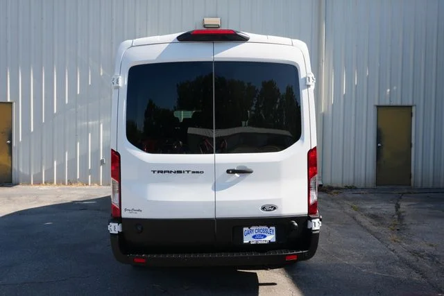 New 2026 Oxford White Ford Passenger Van XL image 4