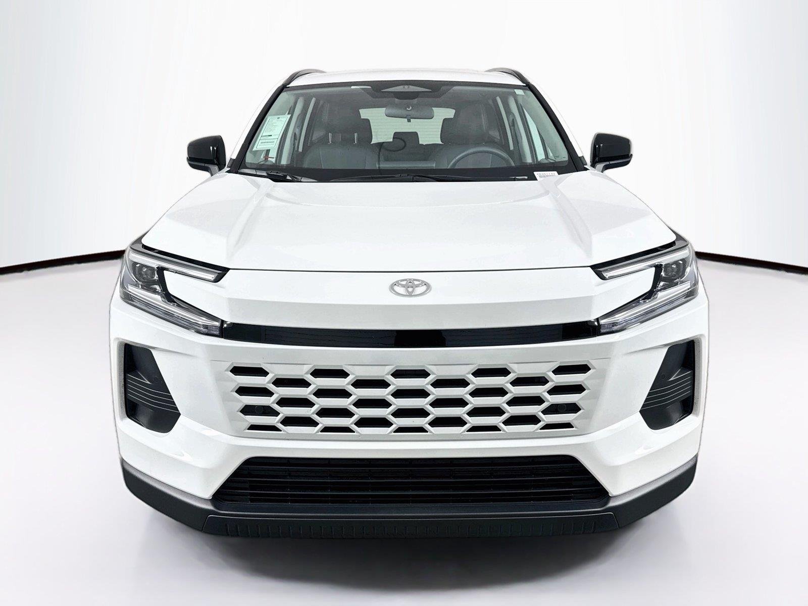 Certified Used 2026 Ice Cap Toyota XLE Premium image 9