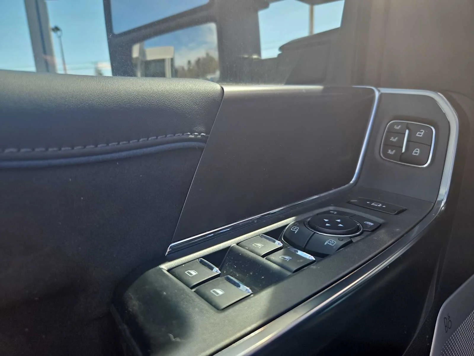 New 2026 Glacier Gray Metallic Tri-Coat Ford Platinum image 11