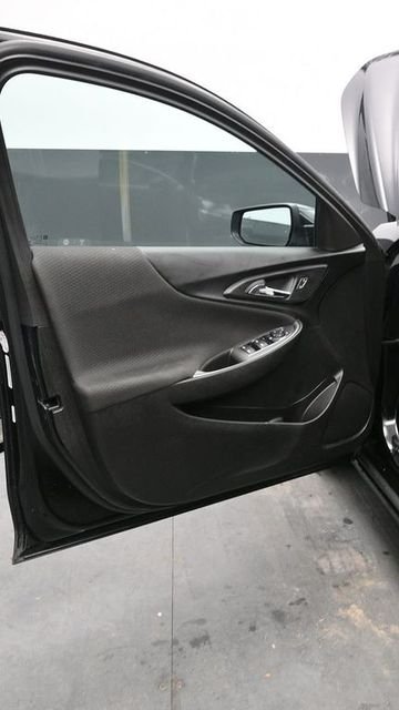Used 2023 Black Chevrolet LT image 17