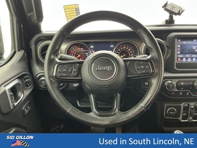 Used 2019 Black Clearcoat Jeep Sport S image 21