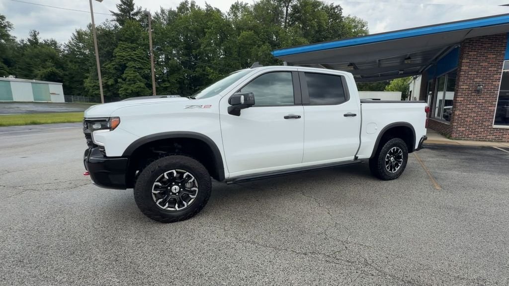 Used 2022 White Chevrolet ZR2 image 4